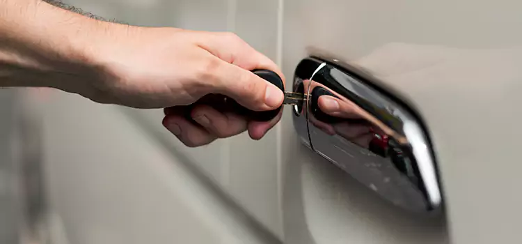 Why Choose Our Auto Locksmith Team in Waukesha, WI?